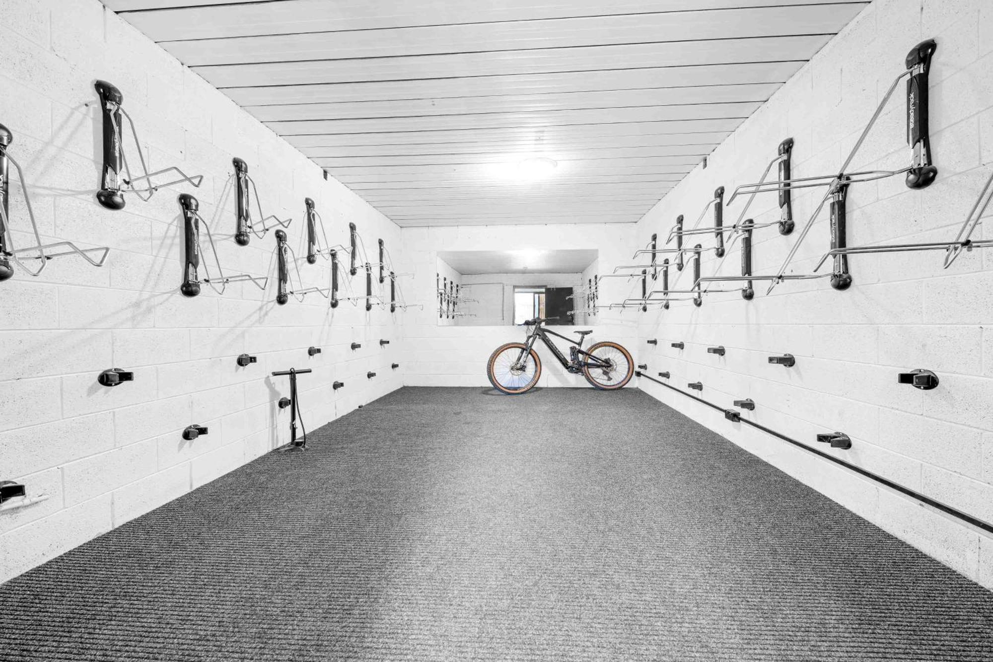 Bright Velo Hotel Buitenkant foto